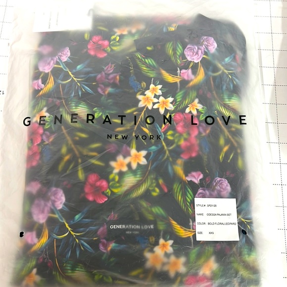🆕NWT Generation Love Odessa Bold Floral Leopard Satin Pajama Set - Picture 13 of 13